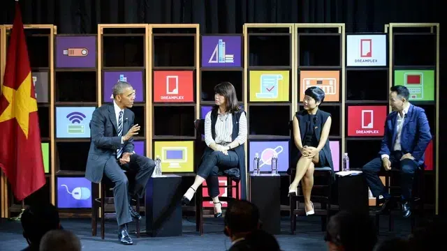 Obama at Dreamplex Việt Nam